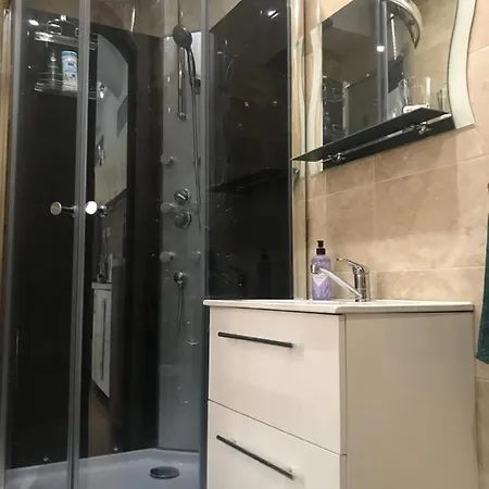 Lux & Comfort شقة